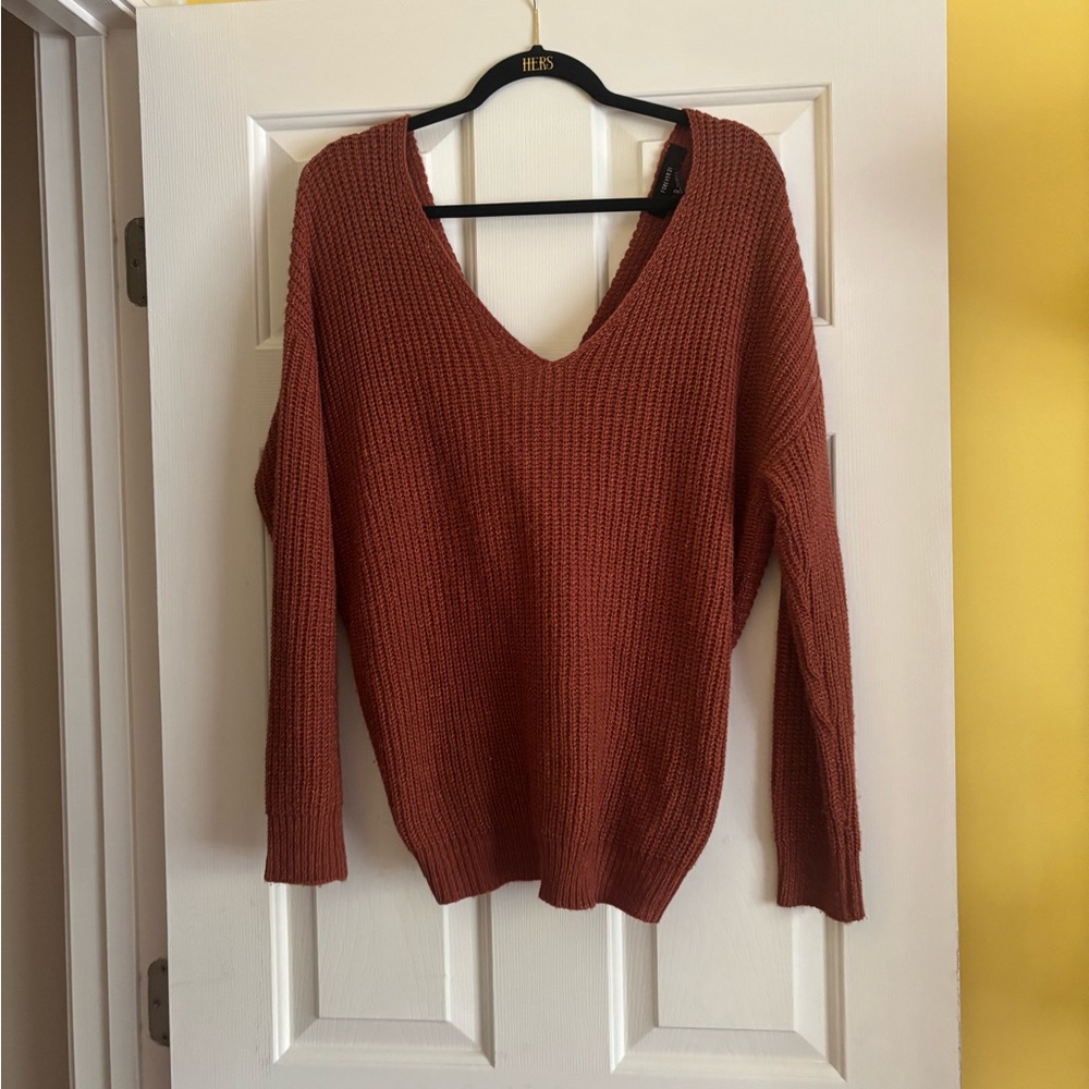 Forever 21 Burnt Orange Crew Neck Sweater Ribbed Knit Relaxed Fit